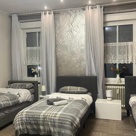 Pellinger-hof Apartment *